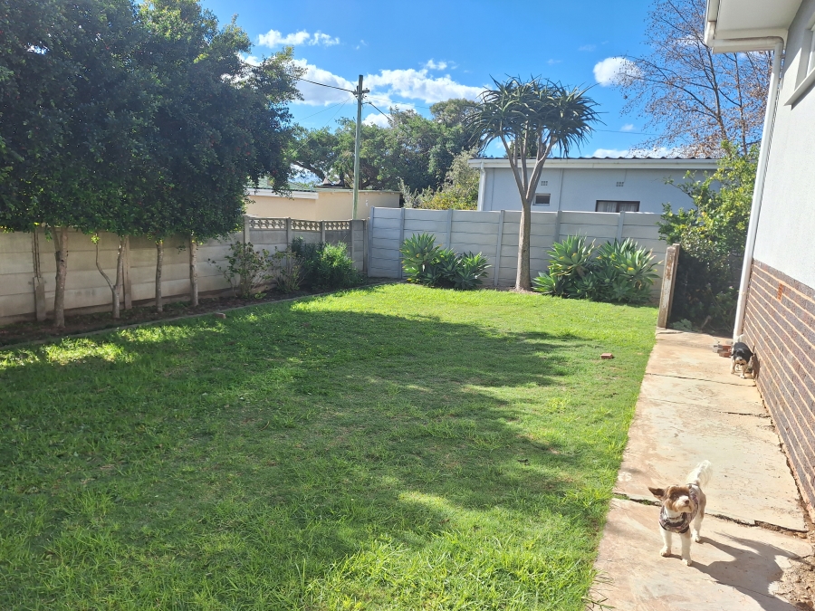 4 Bedroom Property for Sale in Hartenbos Central Western Cape